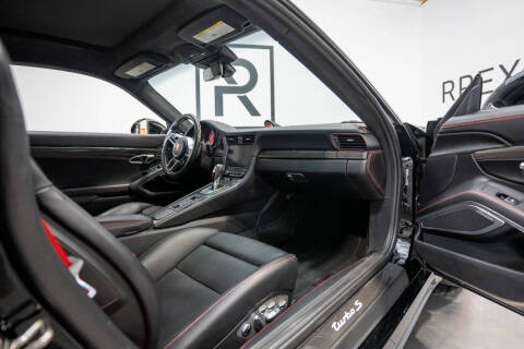 2017 Porsche 911 Turbo S