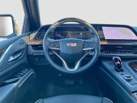 2024 Cadillac Escalade ESV Premium Luxury