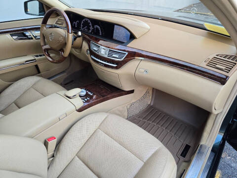 2010 Mercedes-Benz S-Class S 550 4MATIC