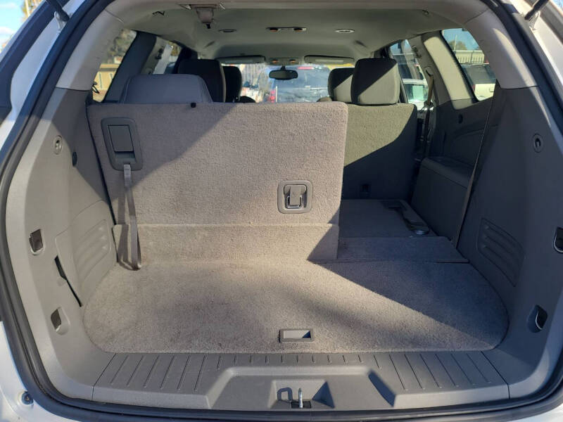 2017 Chevrolet Traverse LT