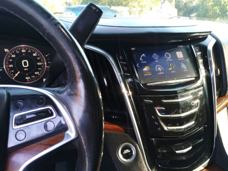 2015 Cadillac Escalade ESV Luxury