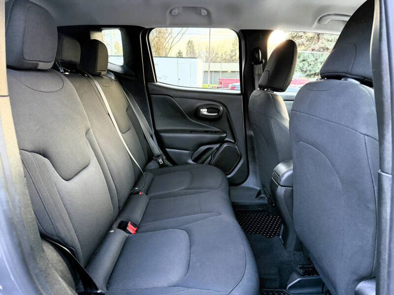 2023 Jeep Renegade Latitude