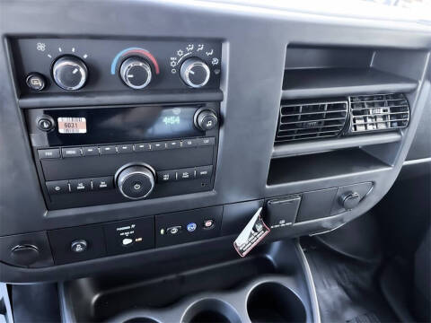 2025 Chevrolet Express 2500