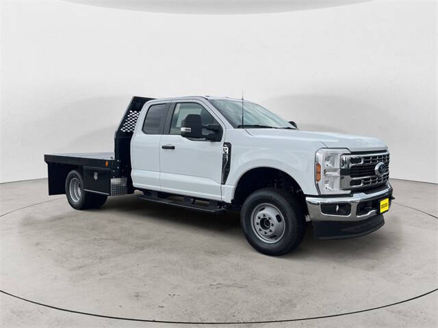 2025 Ford F-350 Super Duty XL