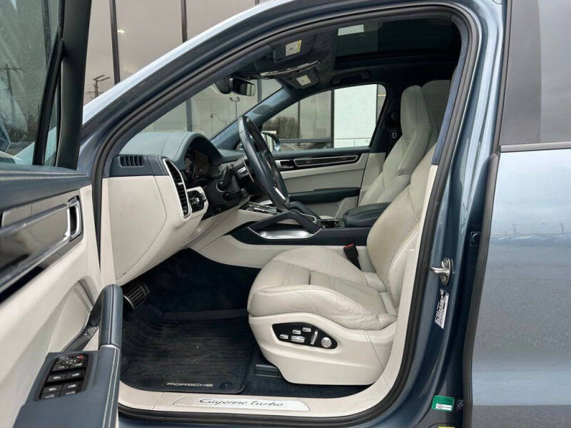 2019 Porsche Cayenne Turbo