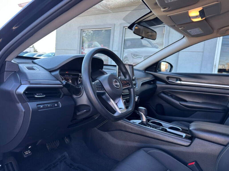 2023 Nissan Altima 2.5 SV