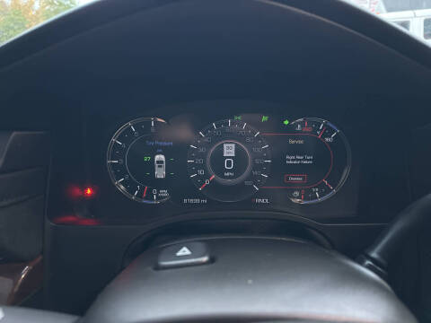 2017 Cadillac Escalade Luxury