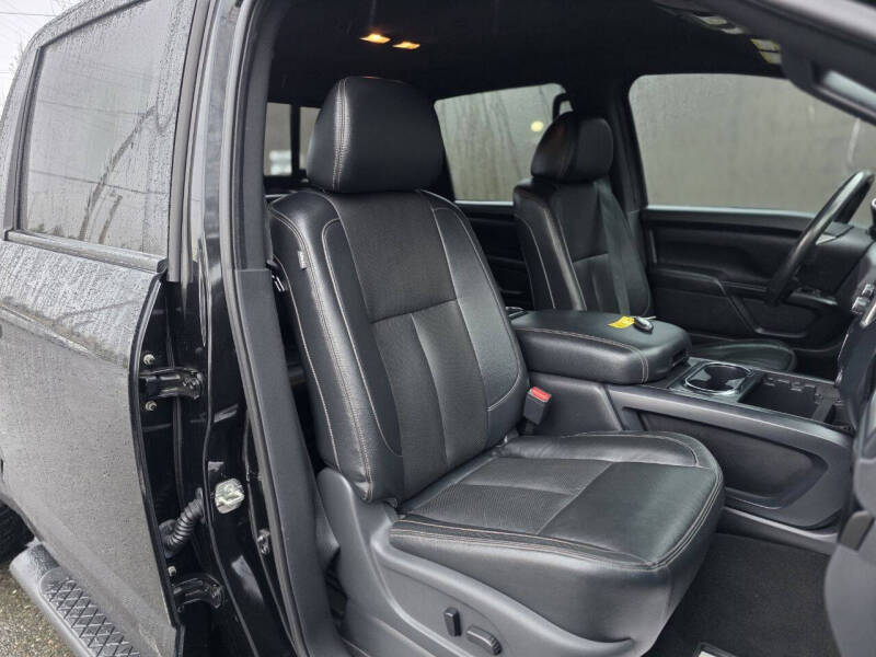 2018 Nissan Titan XD SL