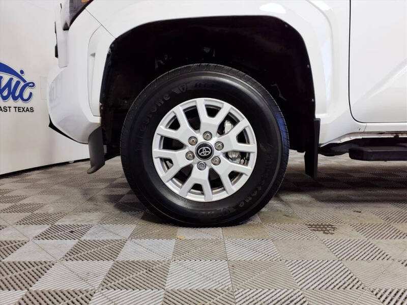 2024 Toyota Tacoma SR