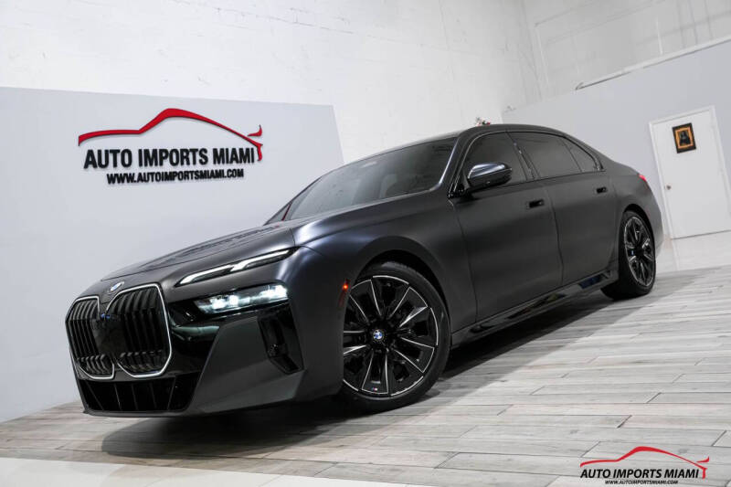 2025 BMW 7 Series 740i