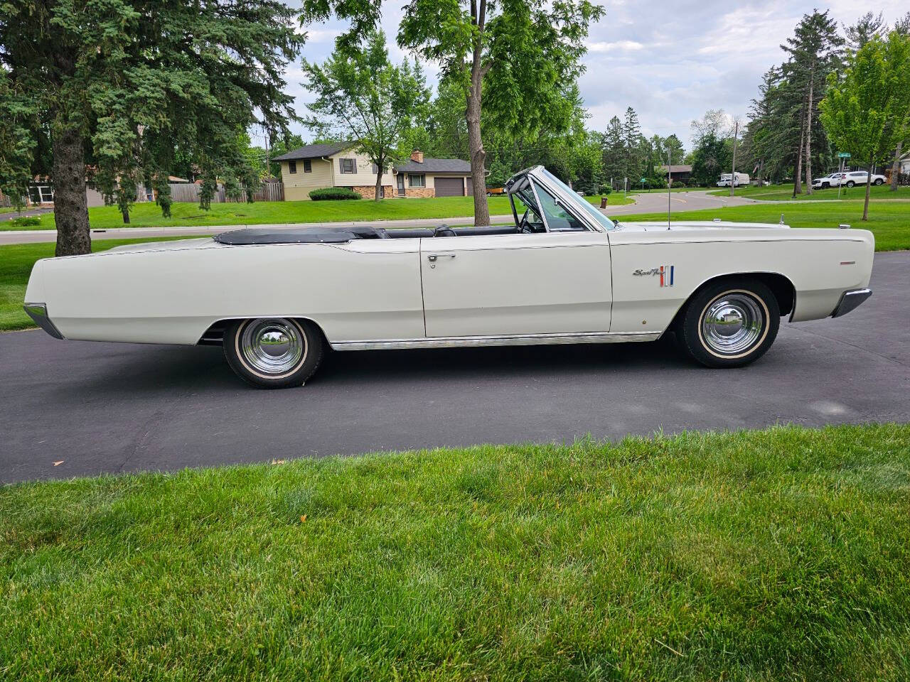 1967 Plymouth Sport Fury 4