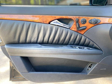2005 Mercedes-Benz E-Class E 320