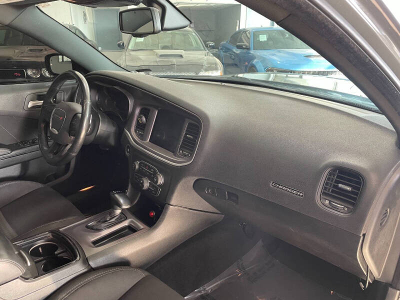 2019 Dodge Charger R/T