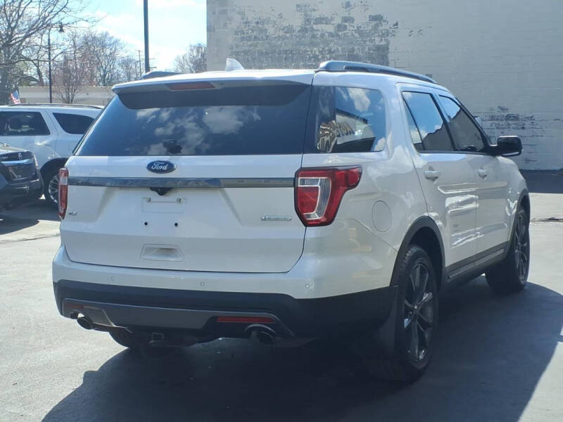 2017 Ford Explorer XLT