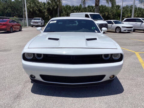 2021 Dodge Challenger SXT