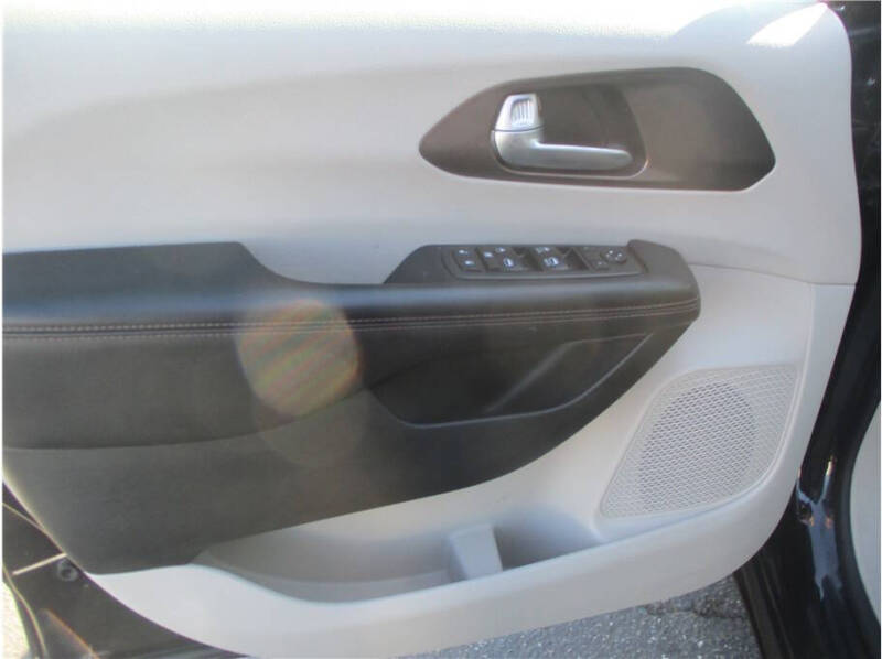 2018 Chrysler Pacifica Touring L