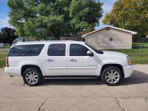 2007 GMC Yukon XL for sale at RIVERSIDE AUTO SALES in Sioux City IA