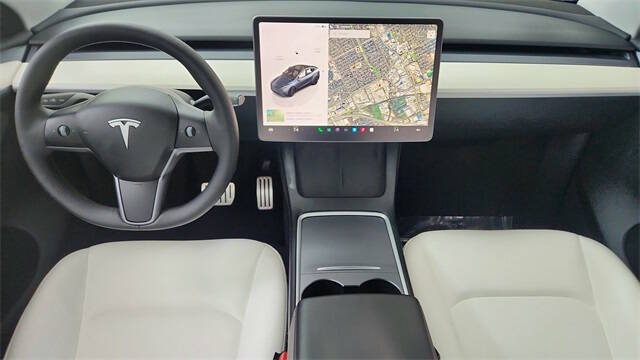 2024 Tesla Model Y Performance