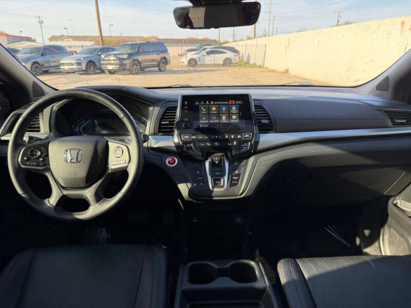 2023 Honda Odyssey Sport