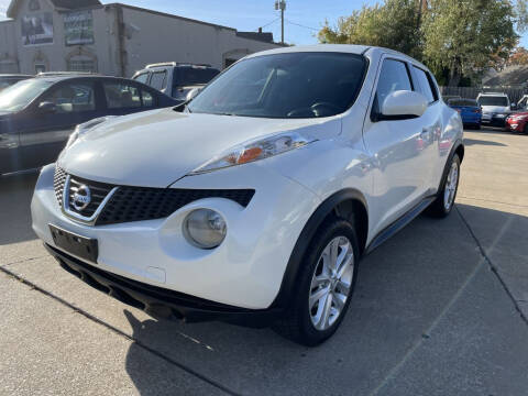 2013 Nissan JUKE for sale at T & G / Auto4wholesale in Parma OH