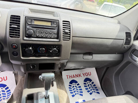 2005 Nissan Frontier SE