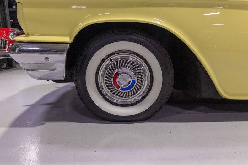 1959 Ford Thunderbird