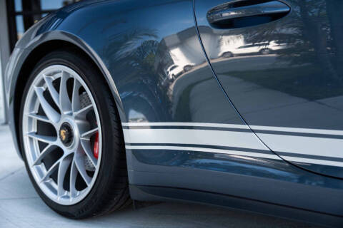 2017 Porsche 911 Carrera GTS