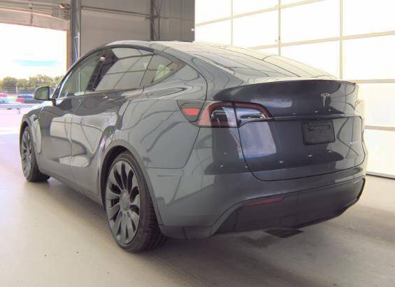 2023 Tesla Model Y Performance