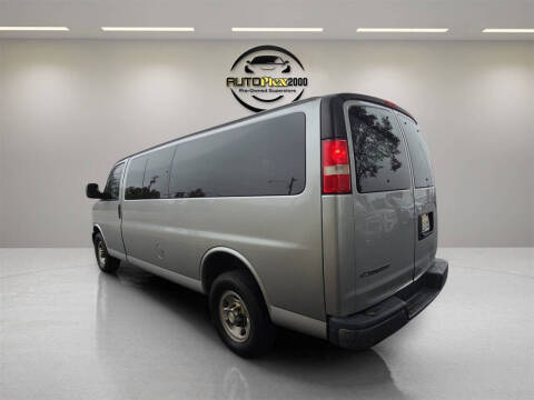 2017 Chevrolet Express LT 3500