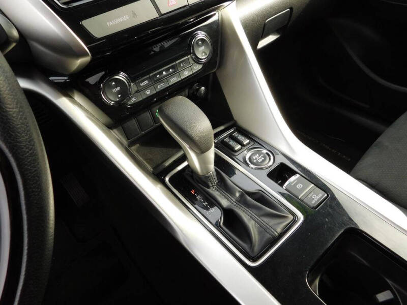 2024 Mitsubishi Eclipse Cross SE