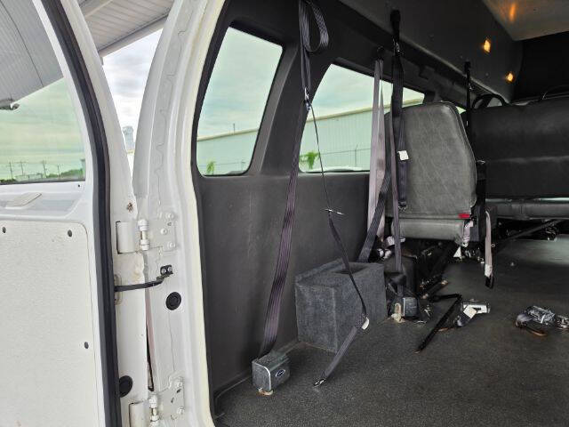 2009 Ford E-Series E-350 SD