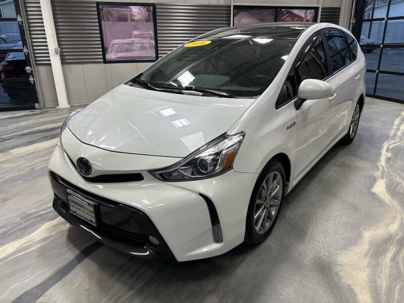2016 Toyota Prius v Five