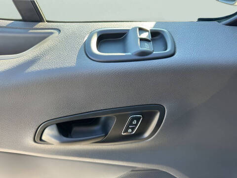 2025 Ford Transit 250