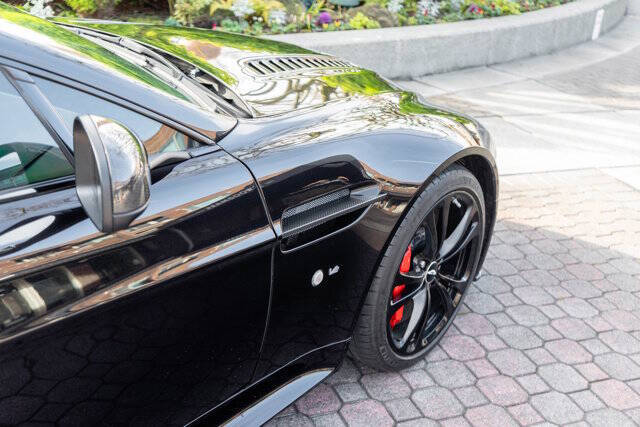 2015 Aston Martin V12 Vantage S 15