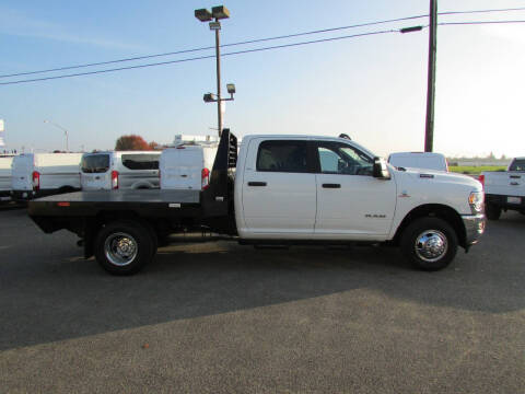 2024 RAM 3500 SLT