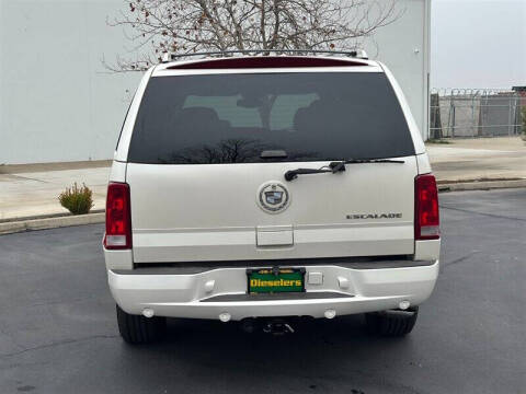 2005 Cadillac Escalade