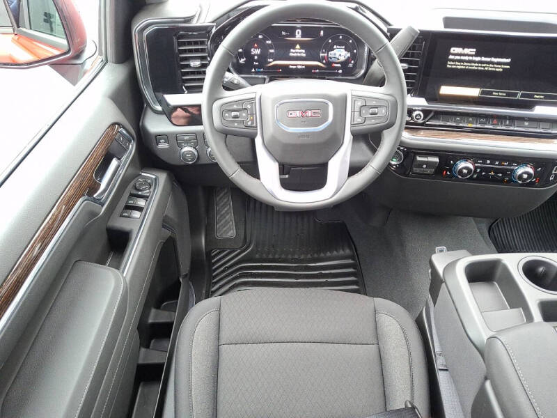 2026 GMC Sierra 1500 Elevation Standard