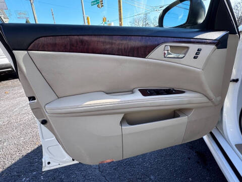 2011 Toyota Avalon Limited