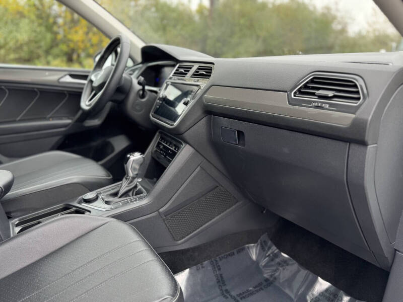 2022 Volkswagen Tiguan SE 4Motion