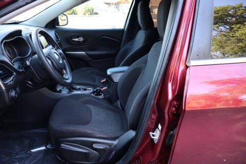 2019 Jeep Cherokee Latitude