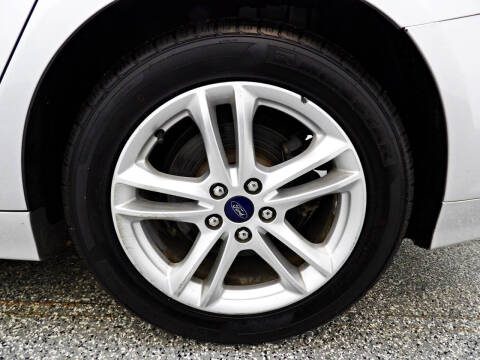 2018 Ford Fusion Hybrid SE