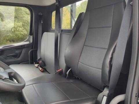 2026 Freightliner M2 with 21.5ft Chevron LCG Rollback