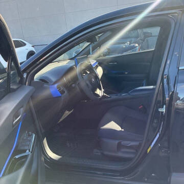 2020 Toyota C-HR XLE