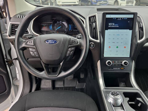 2021 Ford Edge SE