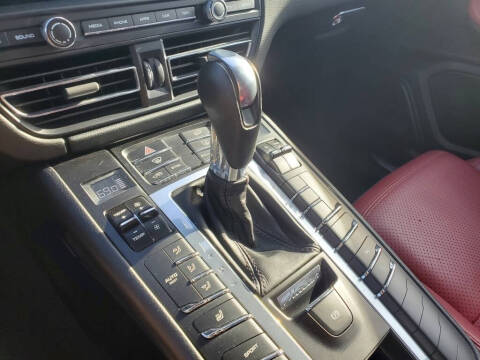 2019 Porsche Macan S