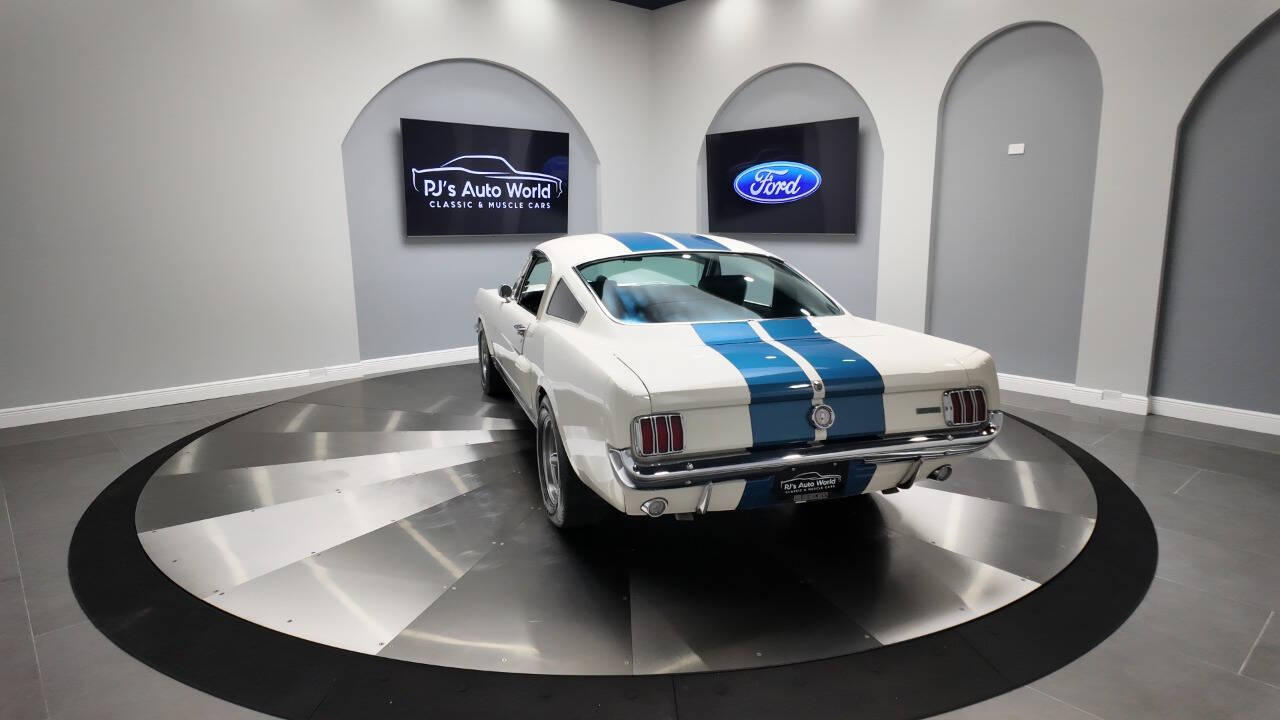 1966 Ford Mustang 36