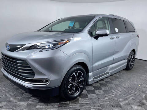 2025 Toyota Sienna Platinum 7-Passenger