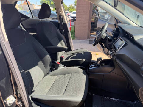 2022 Nissan Kicks S