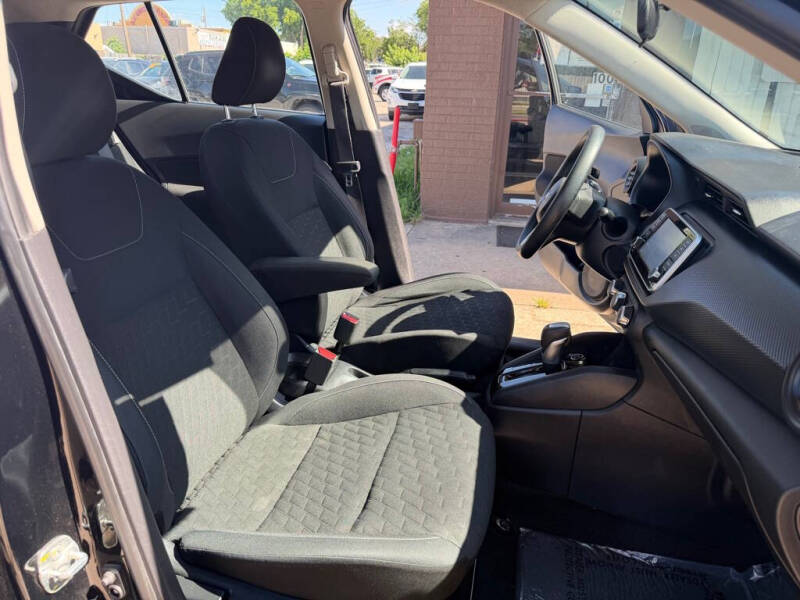 2022 Nissan Kicks S