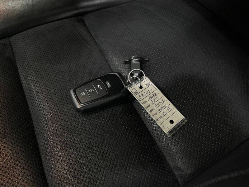 2020 Jeep Grand Cherokee Laredo